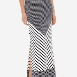 The Limited Monochrome Chevron Maxi Skirt